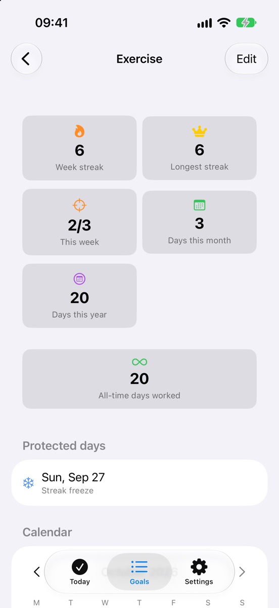 Goal detail screen with week streak, longest streak and monthly stats